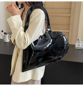 <b>Vintage</b> Luxury Women Novelty Red Heart Shape Patent PU Tote Holiday Underarm Handbag Wholesale Elegant Casual <b>Purse</b> - Product Image 5