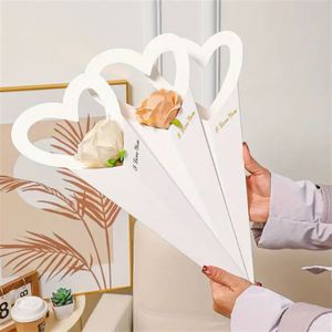 Single Packaging Bag, Heart-Shaped Creative Flower Packaging, Wedding and Mother's Day <b>Bouquet</b> Gift <b>Box</b> - Product Image 2