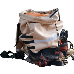 Sac <span class=keywords><strong>de</strong></span> rangement <span class=keywords><strong>de</strong></span> sangle <span class=keywords><strong>de</strong></span> remorquage d'outil <span class=keywords><strong>4x4</strong></span> tout-terrain <span class=keywords><strong>de</strong></span> haute qualité pour l'option <span class=keywords><strong>de</strong></span> pneu <span class=keywords><strong>de</strong></span> hayon <span class=keywords><strong>de</strong></span> camions. - Product Image 1