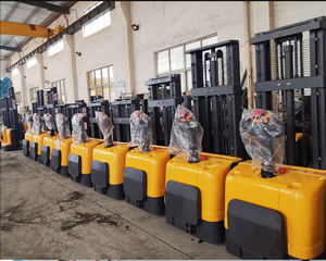 Liquidación: Montacargas Apilador de 2 Toneladas y 1.5 Toneladas para Almacén o Taller - Product Image 6