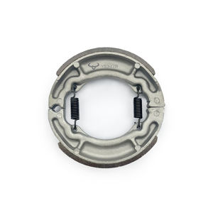 Zapata de Freno Trasera para Motocicleta a Precio Competitivo para SUZUKI AG100 V100 SUZUKI 110UG <span class=keywords><strong>Hokuto</strong></span> 2000 - Product Image 1