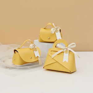 Hot-selling Ins-style New Wedding <b>Sweet</b> <b>Box</b> Empty <b>Box</b> with Creative European-style <b>Sweet</b> Bag Hand-held Leather Wedding Candy <b>Box</b> - Product Image 3