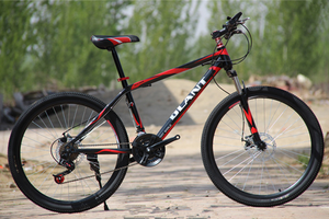 <span class=keywords><strong>Bicicleta</strong></span> de Montaña de Alta Calidad <span class=keywords><strong>Cube</strong></span> de 26 Pulgadas con Suspensión, Frenos de Disco, <span class=keywords><strong>24</strong></span> Velocidades, Horquilla de Acero, Cuadro de Fibra de Carbono, Pedales Ordinarios, 26*2.5" - Product Image 3