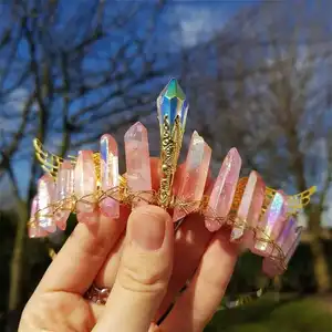 Diosa de cristal en bruto, tiara, corona de cristal, diadema con ala, tocado de cuarzo nupcial para mujer