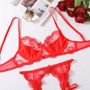 Completo Intimo RUIYI di Alta Qualità in Raso Tre Pezzi <span class=keywords><strong>Lingerie</strong></span> Natalizia Sexy da Donna Rosso Intimo Sexy da Donna - Product Image 6