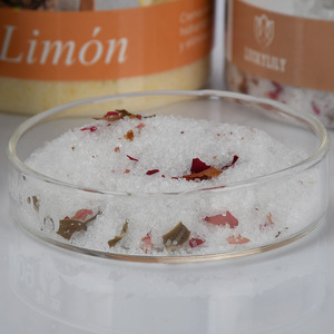 Sel de Bain Lavande en Gros avec Pétales – Gommage Doux Exfoliant pour le Corps et les Pieds – <span class=keywords><strong>Spa</strong></span> Parfumé Relaxant Aromathérapie en Vrac - Product Image 3