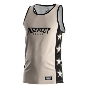 Camiseta Deportiva Muscle Fit con Costuras Reforzadas y Paneles Ergonómicos para Apoyar el Rango de Movimiento y Reducir el Desgaste - Product Image 1