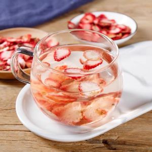 Fraises séchées comestibles, séchées à basse température, sans additifs artificiels, décoration de desserts, matière première pour tisanes, support OEM - Product Image 3