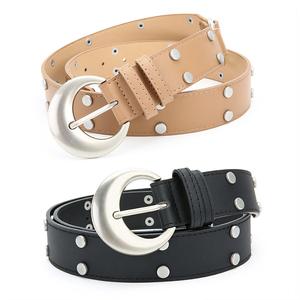 Ceinture vintage punk en cuir PU pour femme, boucle en forme <span class=keywords><strong>de</strong></span> croissant <span class=keywords><strong>de</strong></span> <span class=keywords><strong>lune</strong></span>, ceinture gothique à œillets cloutés pour robe et <span class=keywords><strong>jean</strong></span> - Product Image 6