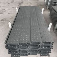 Échafaudage à anneaux réglables, échafaudage en acier, coffrage, étais avec plateformes, échelles et escaliers pour la construction