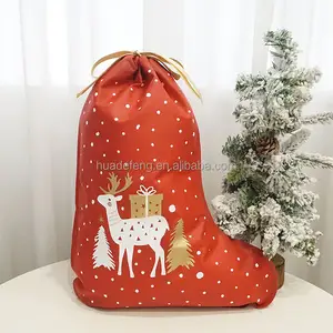Huadefeng 새로운 디자인 빨간 부직포 크리스마스 사슴 패턴 스타킹 선물 가방 파티 선물 가방