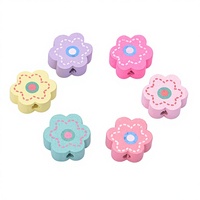 Nouvelles perles en bois perforées créatives en forme de fleur, perles lâches faites à la main pour enfants, accessoires de bijoux DIY pour petits colliers
