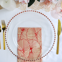 Assiettes de présentation rondes uniques en verre perlé argenté de 12 pouces, transparentes avec bordure perlée, pour la location d'événements, banquets et mariages