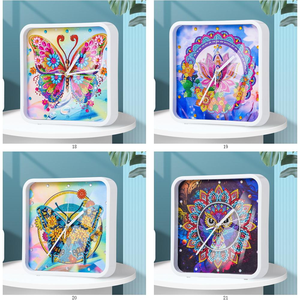 Horloge murale en diamant sur le thème de Noël 2026 de l'usine de Shenzhen, nouvelles peintures diamantées DIY, excellente idée cadeau - Product Image 3