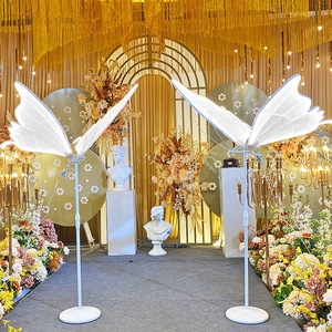 Ailes de papillon LED haut de gamme blanches et jaunes pour décorations de mariage et de fêtes de Noël - Product Image 1