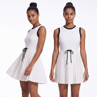 Robe de tennis respirante à séchage rapide pour le printemps et l'été, tenue de sport une pièce avec empiècements de couleur contrastante à la taille