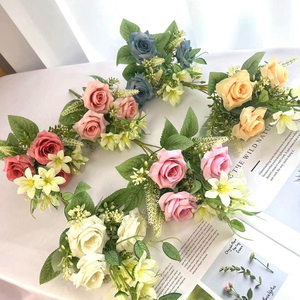 Nuevo Ramo de Rosas Artificiales de Alta Calidad para Boda, Decoración del Día de los Inocentes, Ramo de Rosas de Seda al por Mayor, Decoración del Hogar - Product Image 4