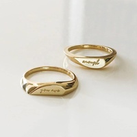 Vente en gros personnalisé en acier inoxydable gravé Couple vierge romantique simple cœur bestie et métal doré vous êtes assez ensemble de bagues