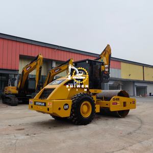 Gebrauchte <span class=keywords><strong>CAT</strong></span> CS683E Vibrationswalze mit Guter Leistung, 18-Tonnen-Straßenwalze CS-533E CS-563D CS58 zu Günstigen Preisen im Angebot - Product Image 2