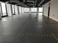 Plancher surélevé en acier Lingding moderne, antistatique, résistant au feu, certifié ISO/CE/CISCA, charge concentrée de 200 kg, facile à installer