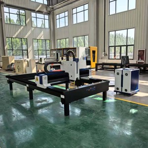Offre Spéciale : Machine de découpe laser fibre 1500W 2000W 3000W pour plaques en acier inoxydable, fer et acier au carbone, 1500*3000mm - Product Image 4