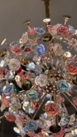 Nouveau lustre floral en céramique fait main 2025 avec cadre métallique - Lustre artistique en céramique disponible en plusieurs options de couleur