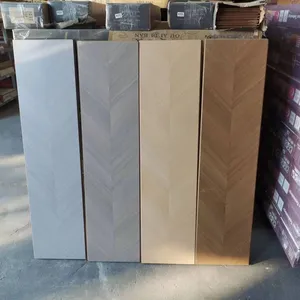 7MM Piso laminé MDF 710kg/m3 730kg/m3 AC3 couche d'usure étanchéité cirée avec palettes LG couleurs sol stratifié