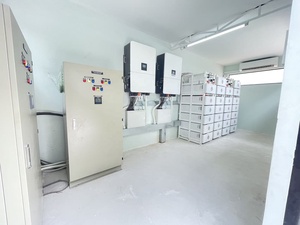 All-in-One 30kW Off-Grid Solar System <strong>Solis</strong> Deye Hybrid Invertera with Greensun 60kwh LiFePO4 <strong>Battery</strong> - Product Image 3
