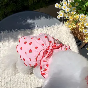 春と夏のための愛らしいストロベリーパターンペット薄いスカートの犬のドレス