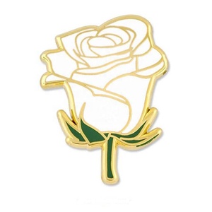Épingles à revers en métal de haute qualité personnalisées en forme de rose - Product Image 4