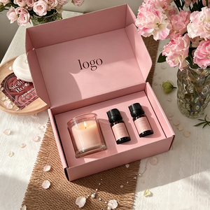 Boîte d'emballage en carton ondulé rose personnalisée pour l'expédition de bougies, d'huiles parfumées et de vêtements - Product Image 1