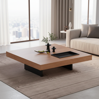 Table basse carrée minimaliste, plateau en marbre, cadre en bois massif, design moderne haut de gamme, grain de bois de noyer, pieds en acier carbone, rangement