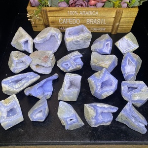 <span class=keywords><strong>Pietra</strong></span> Grezza di <span class=keywords><strong>Agata</strong></span> Blu Drusa Naturale di Alta Qualità per Cristalloterapia, Reiki, Feng Shui e Meditazione - Product Image 1