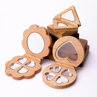 Boîte compacte cosmétique artisanale en bambou WeWood du Vietnam avec motif floral, conteneur à poudre durable et rechargeable