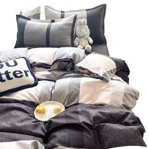 Cartoon Christmas <strong>Bedding</strong> <strong>Set</strong> Queen Size Single Quantity <strong>Polyester</strong> Quilt Home Use Disposable Sheet <strong>Set</strong> - Product Image 5