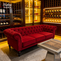 Canapé Chesterfield de luxe en velours rouge bordeaux, trois places, capitonné, en tissu, pour salon et mobilier d'hôtel