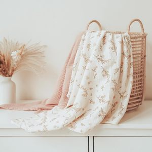 Coperta in Mussola per Neonati Personalizzata a 2 Strati, 100% Cotone Organico, Stampa Floreale e Animale, Ecologica, Super Morbida - Product Image 1