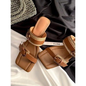 Sandales compensées carrées confortables et respirantes à boucles antidérapantes pour femme, idéales pour les vacances à la plage, printemps-été - Product Image 2