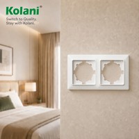 Cadre de finition pour prise double Kolani, norme européenne 120x84mm, ignifuge, en PC, à fixation par encliquetage, double découpe