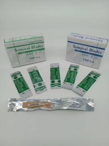 Venta caliente Acero al carbono Acero inoxidable Bisturí estéril Dental Hoja quirúrgica estéril - Product Image 3