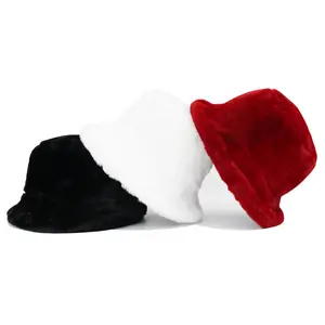 Fausse fourrure d'hiver personnalisée multicolore fait ma petite commande conçue chapeaux seau en vrac