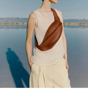 Nouveau Sac Banane Polène Neyu 2026, Sac Bandoulière de Luxe Tendance à Porter sous le Bras, Sac à Épaule Polyvalent Style Parisien pour Femme - Product Image 1