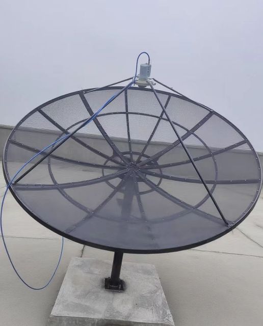 High Quality 8ft 2.4m Windproof C/ku Band Aluminum Mesh Satellite Dish Antenna From China Bowei Company