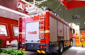 Shacman 8x4 bọt xe cứu hỏa bể nước + 2000L bọt 400hp điện 70m phạm vi sân bay công nghiệp sử dụng - Product Image 6