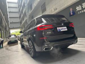BMW X5 d'occasion (<span class=keywords><strong>import</strong></span>ée) 2020 XDrive40i M Sport Package 3.0T 8AT XDrive AWD Euro VI SUV de luxe allemand de taille moyenne - Product Image 6