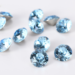 Pha lê Swarovski 1028 Chaton tròn cao cấp chính hãng, mang lại vẻ sáng lấp lánh bền lâu cho phụ kiện trang phục dạ hội tinh tế của phụ nữ - Product Image 3