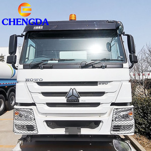 <span class=keywords><strong>Camion</strong></span>-citerne à eau diesel HOWO 6x4 371 d'occasion avec moteur et composants essentiels pour la pulvérisation d'eau incendie à vendre - Product Image 1