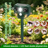 Répulsif Solaire Intelligent pour Animaux avec Infrarouge et Lumière Stroboscopique - Répulsif Extérieur pour Chiens, Chats, Rats, Furets, Sangliers, Chauves-souris et Oiseaux