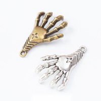 Pendentif squelette main en alliage de zinc, finition argent antique, style gothique, pour la création de colliers gothiques