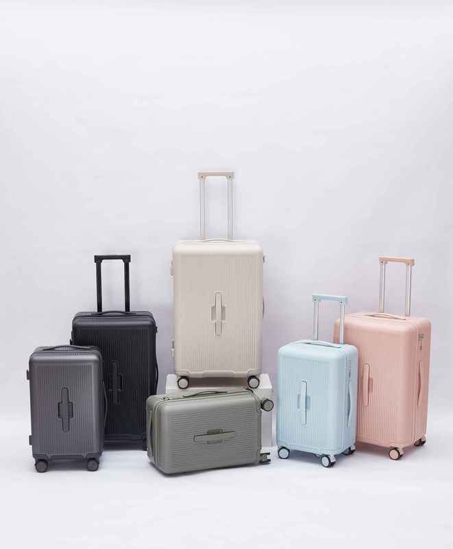 Small Lightweight Luggage Case 18 inch